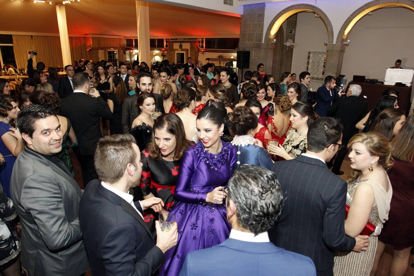 Cena de gala de las candidatas a Bellea del Foc