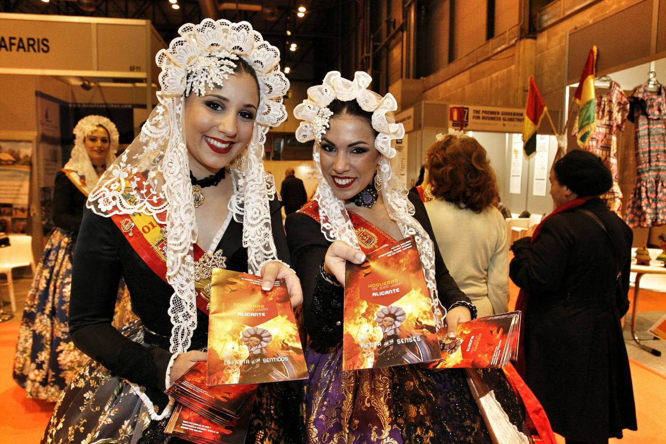 Las fiestas alicantinas, protagonistas en Madrid