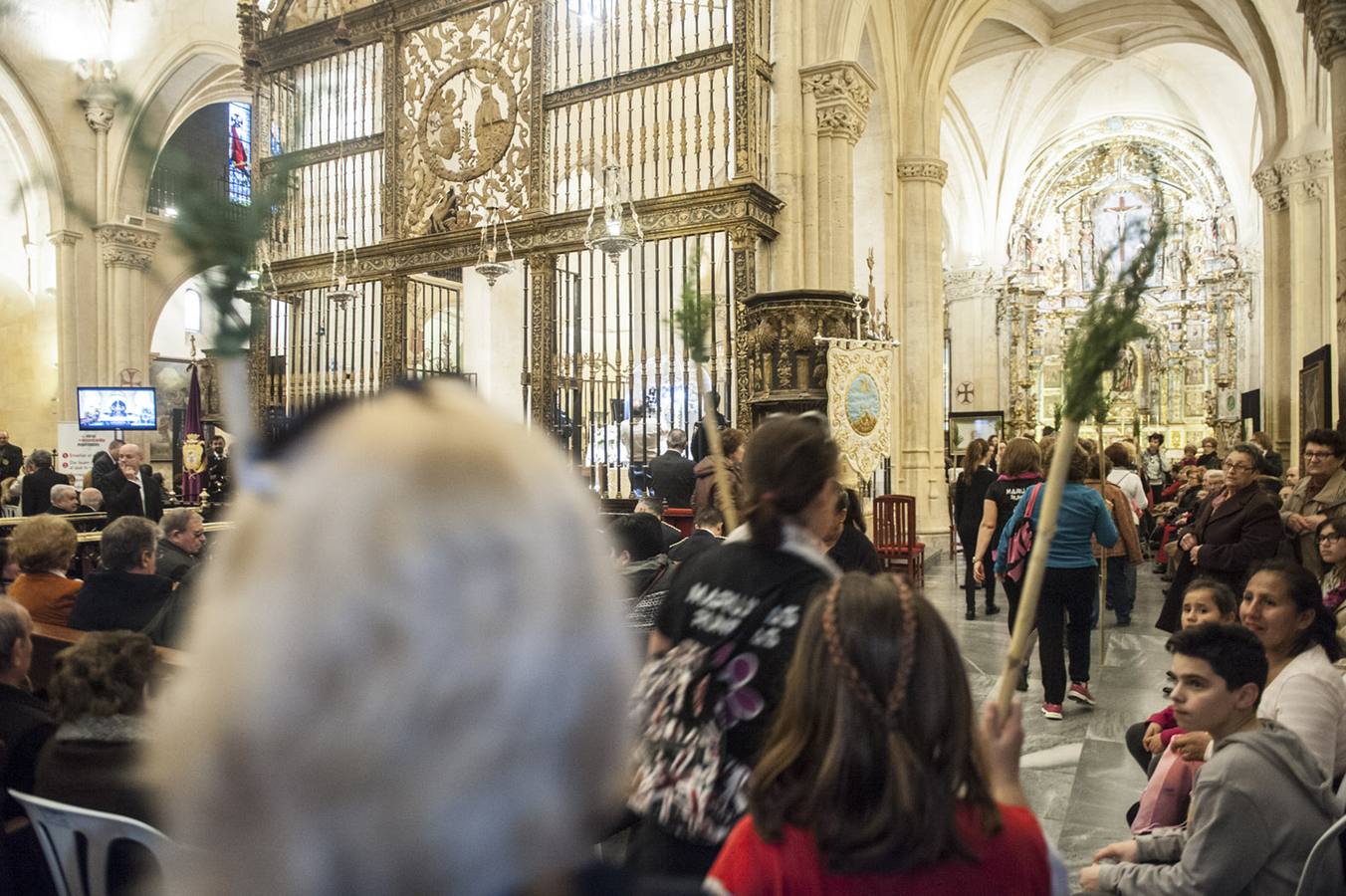 La Catedral reedita el ritual de cada año en el Monasterio de la Santa Faz