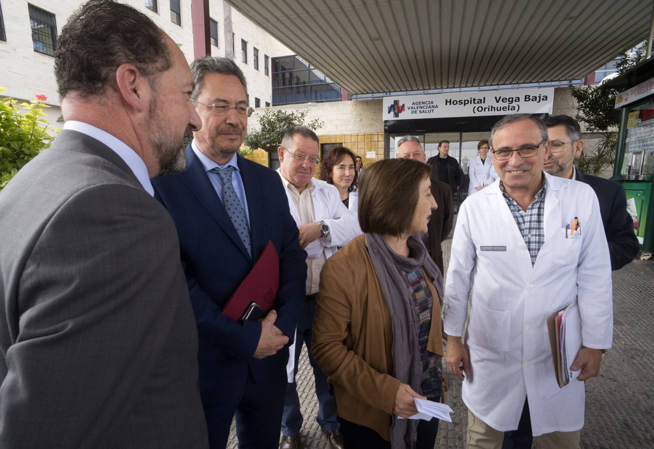 La secretaria autonómica, Dolores Salas, visita el Hospital de la Vega Baja por la ampliación de Urgencias