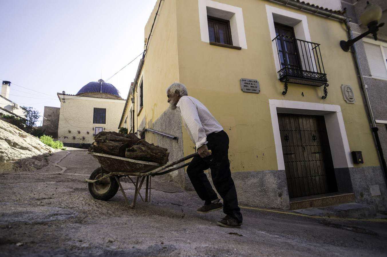 Los socialistas reclaman actuaciones para adecentar calles y parques del Rabaloche