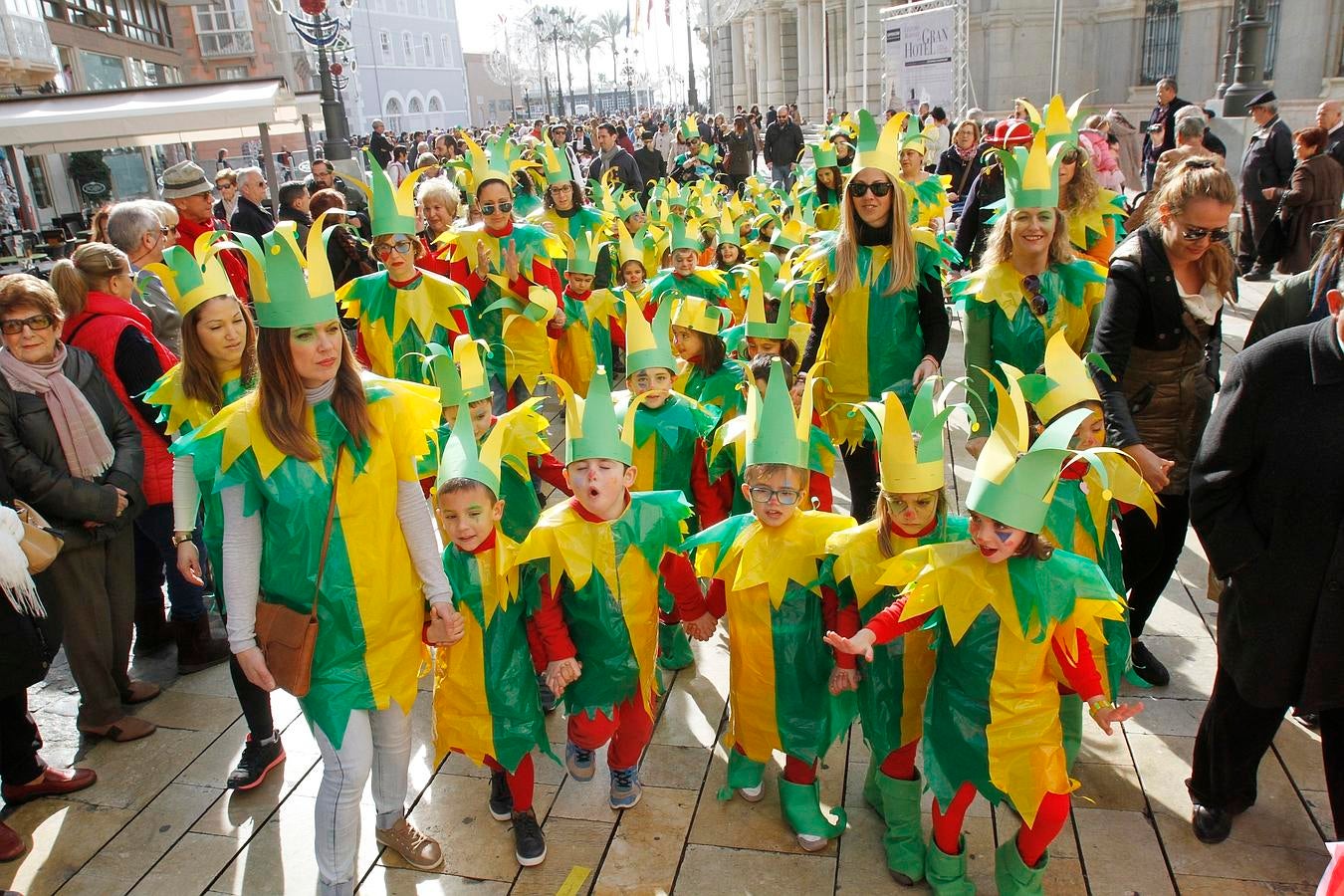 Mucha ilusión en el desfile infantil de Cartagena