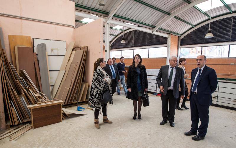 Echávarri y la edil de Empleo, Sonia Tirado, visitan las instalaciones de Coepa