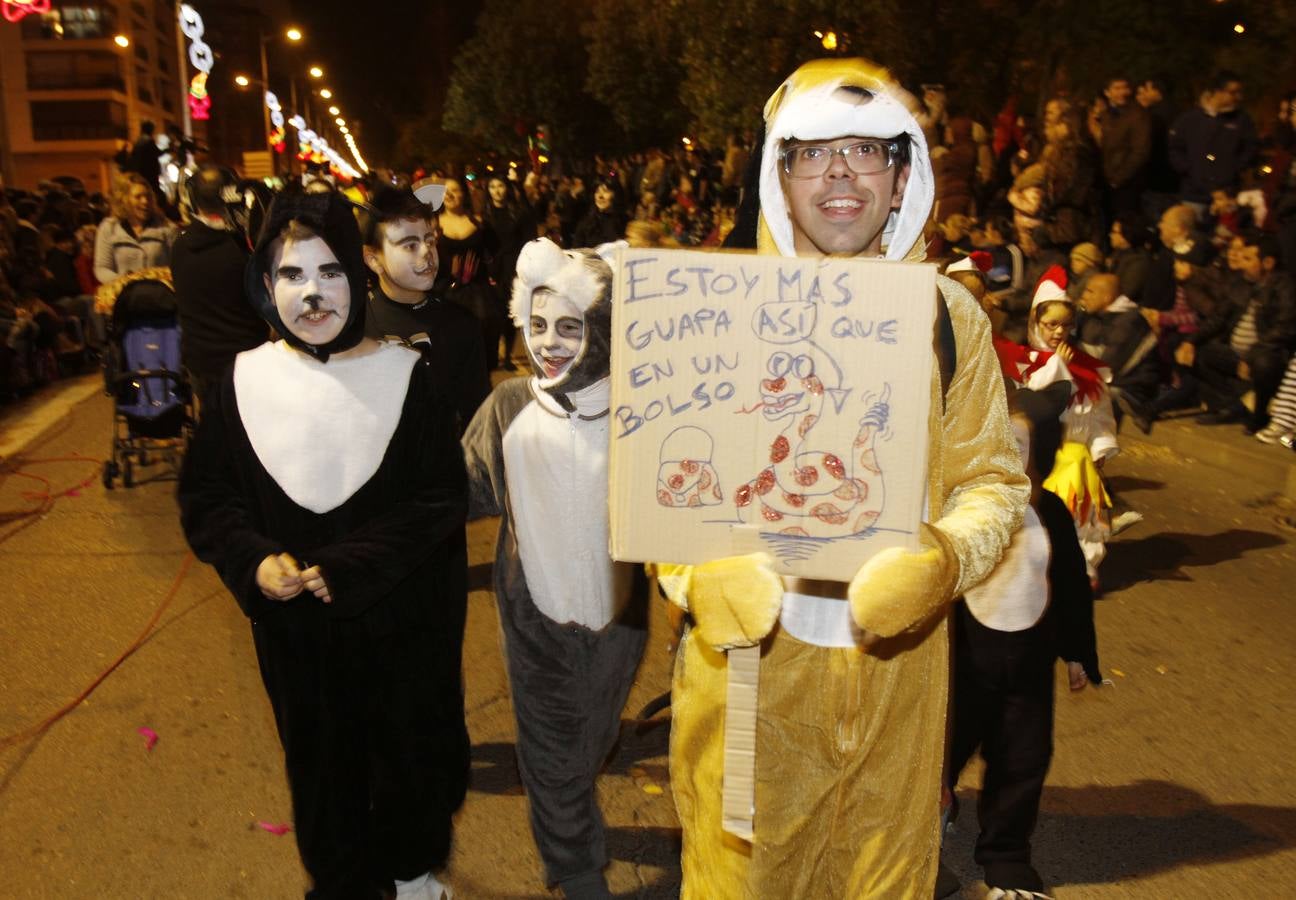 El Carnaval gana al frío de calle en Cartagena