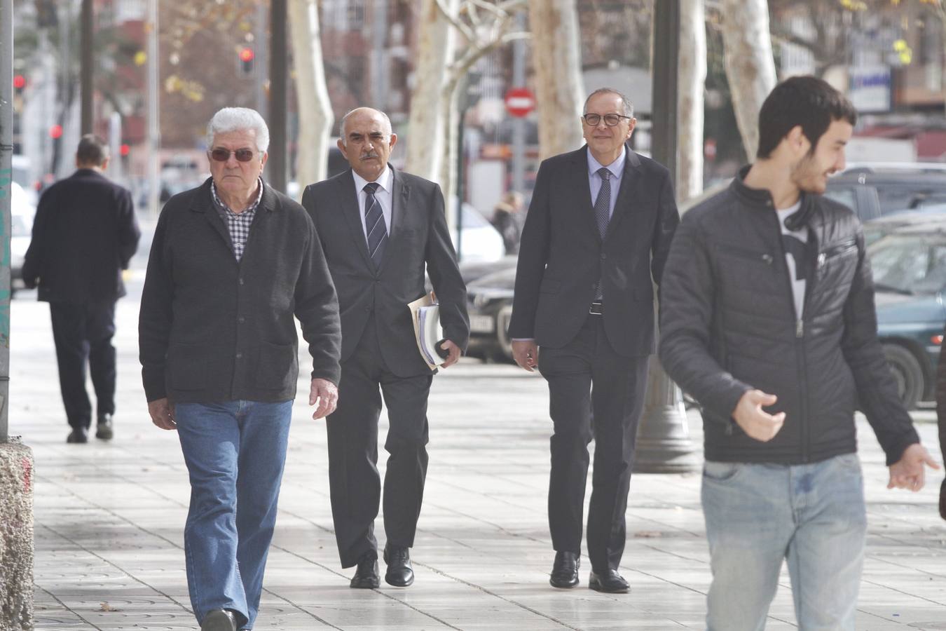 Garre rebate a Valcárcel y se alía con la oposición