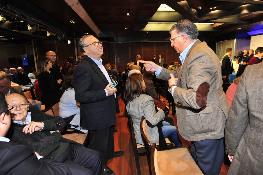 Mariano Rajoy preside la Junta Directiva del PP en la Región