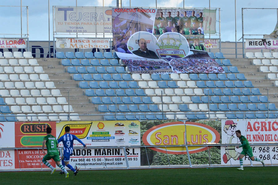 Un asistente local en el triunfo del Brócoli Mecánico (2-0)