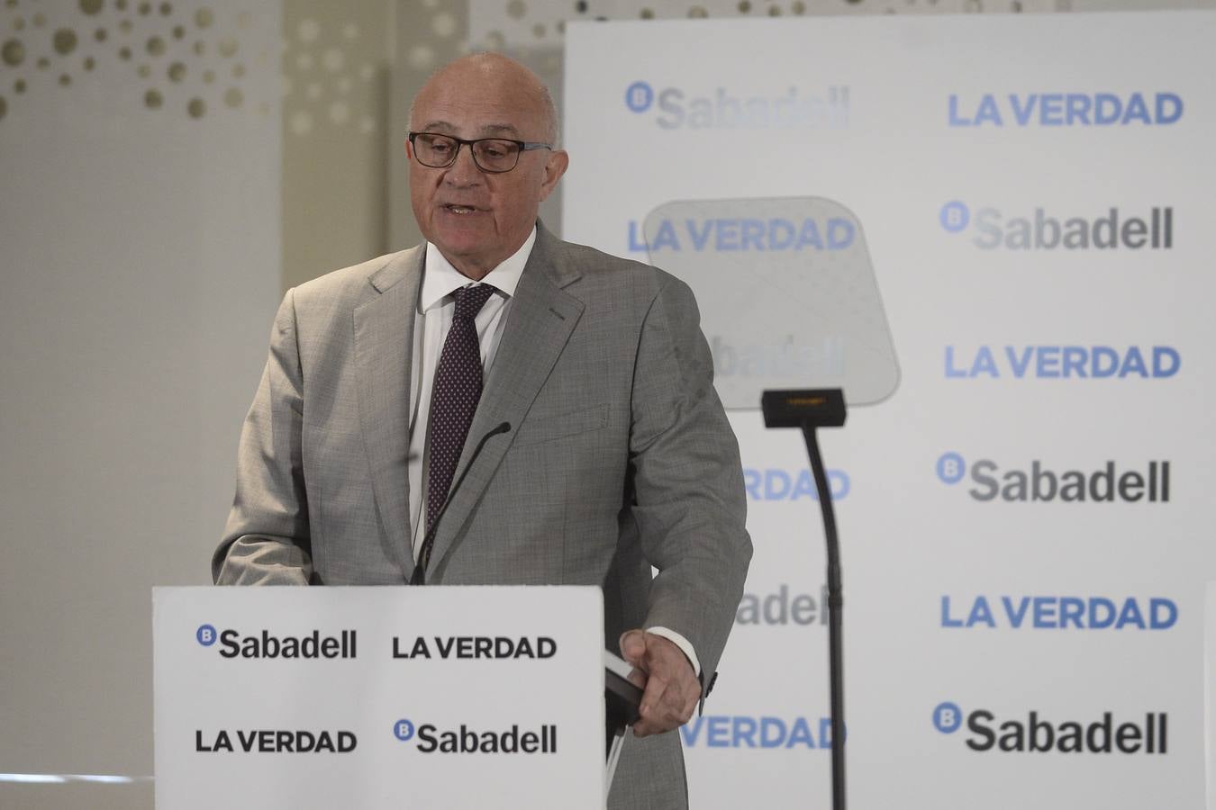 Soraya Sáenz de Santamaría asiste al Foro &#039;La Verdad&#039;-Sabadell