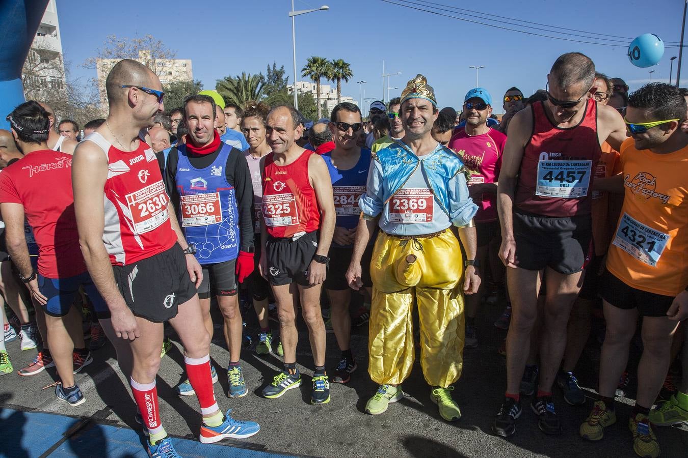 Alberto González se impone en la Media Maratón de Cartagena