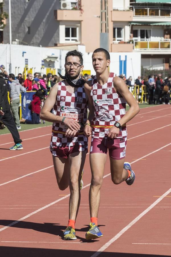Alberto González se impone en la Media Maratón de Cartagena
