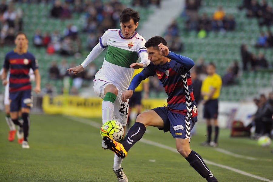 El Elche empata contra el Llagostera