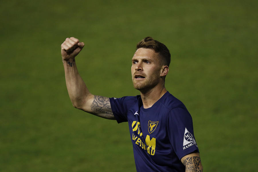 El UCAM duerme a un punto del líder (2-1)