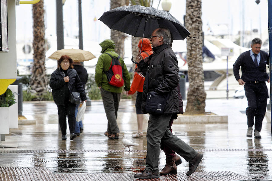 Día lluvioso en Alicante