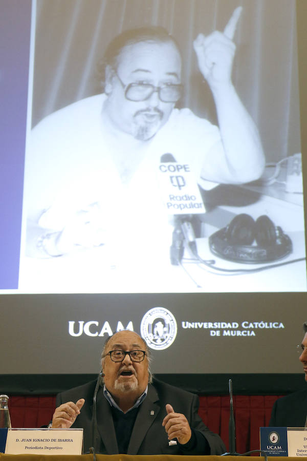 Juan de Ibarra, profesor honorífico de periodismo deportivo en la UCAM