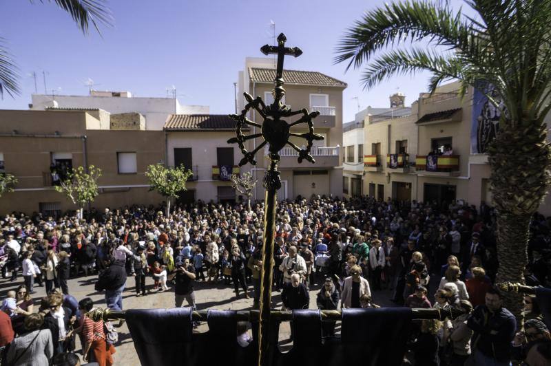La bajada de la Virgen de los Dolores a San Martín anticipa los actos de la Semana Santa de Callosa