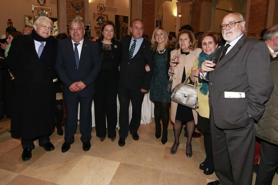 La pregonera reúne a blancos y azules en el Mass