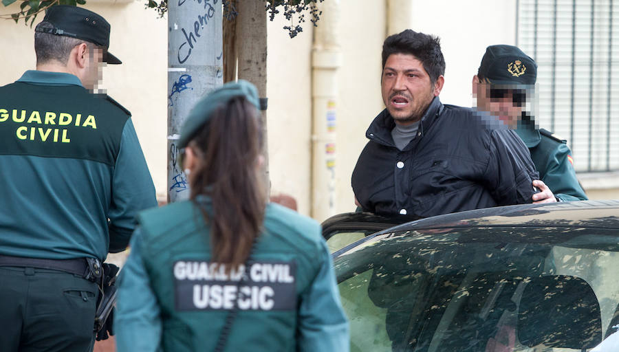 Operación de la Guardia Civil en el barrio José Antonio