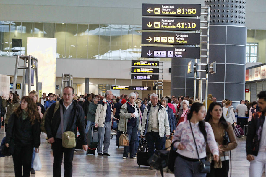 Cancelados 30 vuelos en Alicante por la huelga de controladores franceses