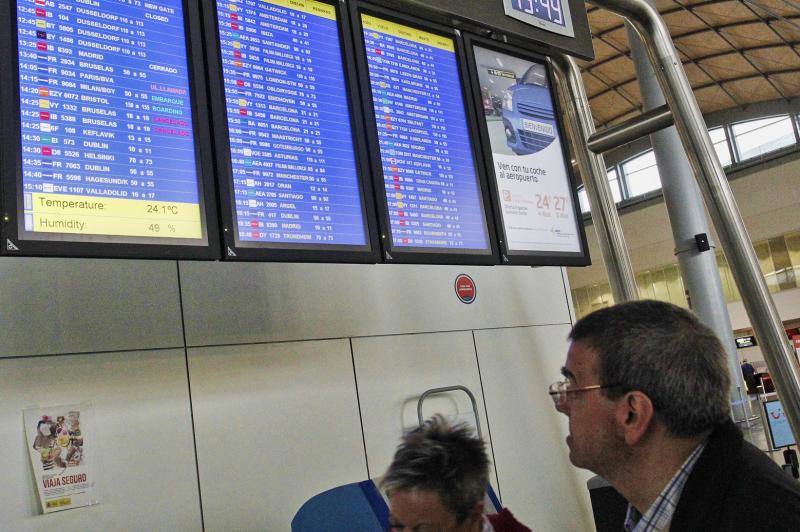 Cancelaciones en El Altet por los atentados en Bruselas