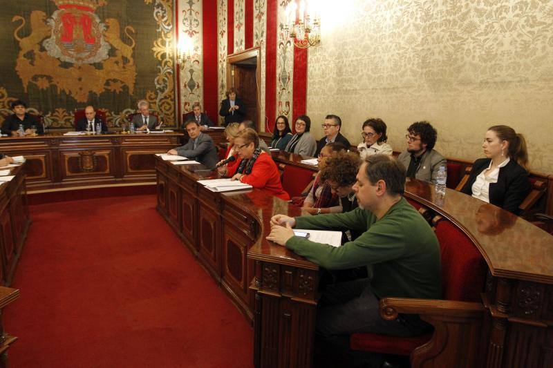 El pleno del Ayuntamiento de Alicante aprueba los presupuestos de 2016