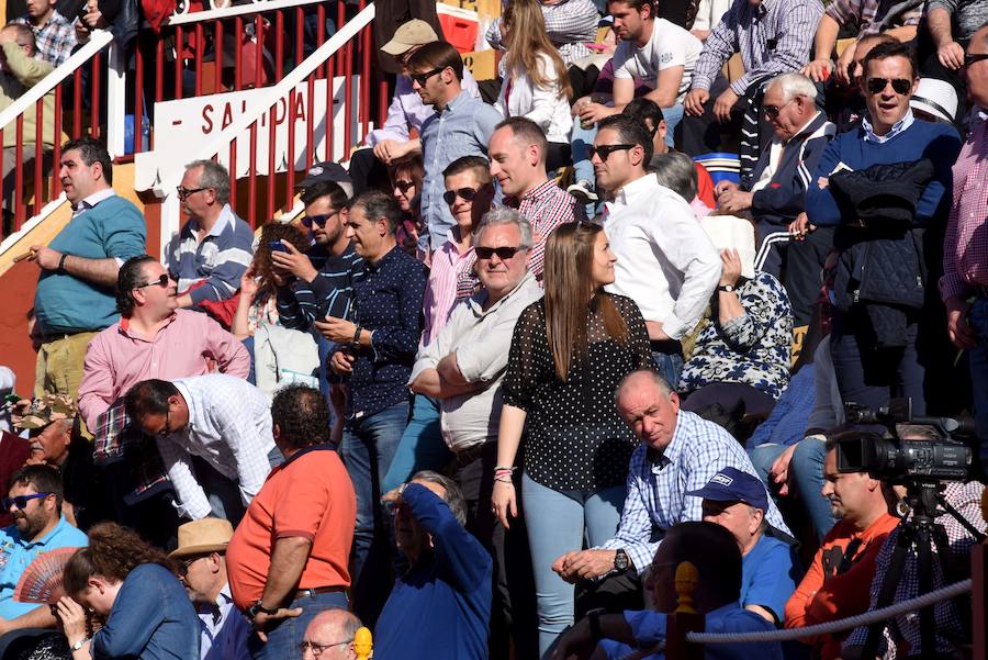 Puerta sufre una grave cornada de 25 centímetros en la pierna