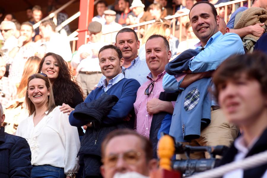 Puerta sufre una grave cornada de 25 centímetros en la pierna