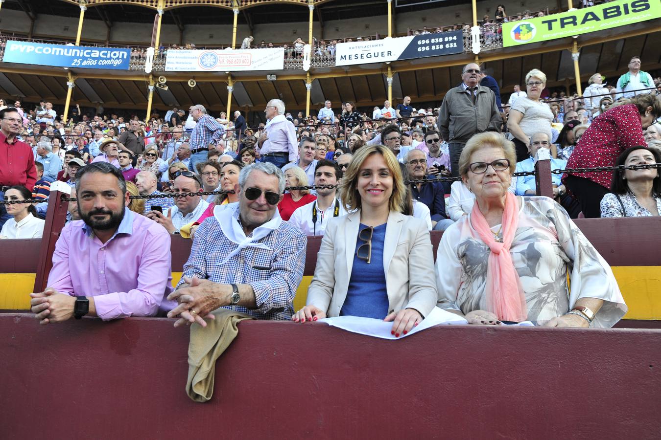 Festival de orejas y rabos contra el cáncer en Murcia