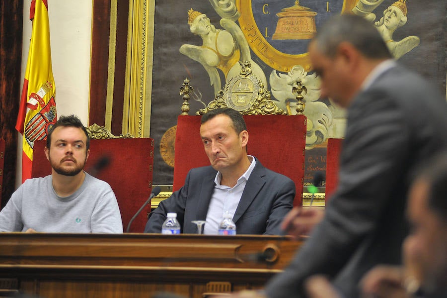 Pleno en el Ayuntamiento de Elche