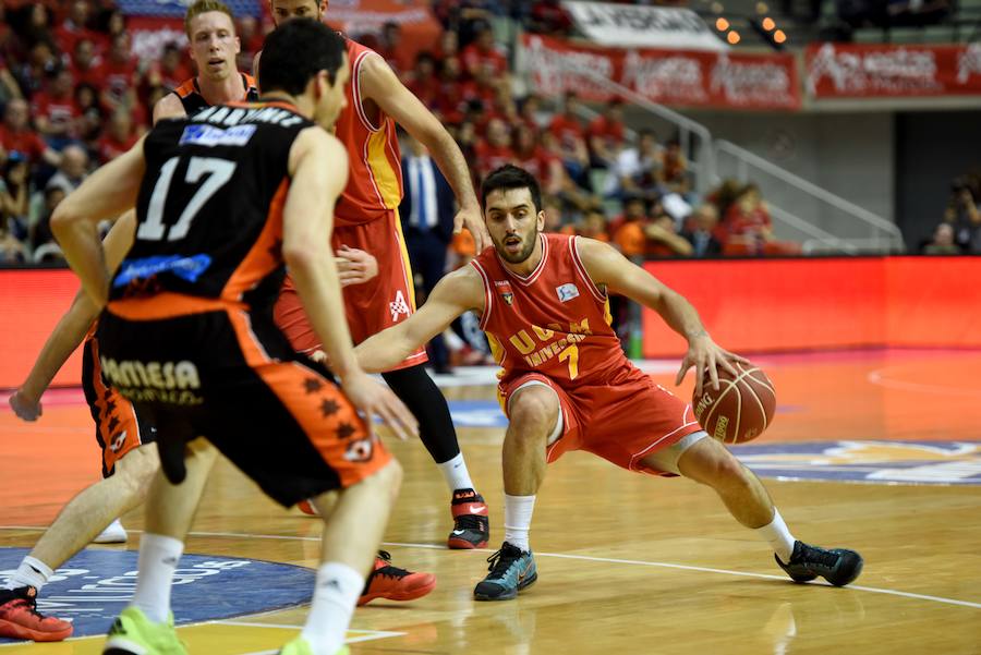 El UCAM CB arrolla al Valencia Basket tras el descanso (80-62)