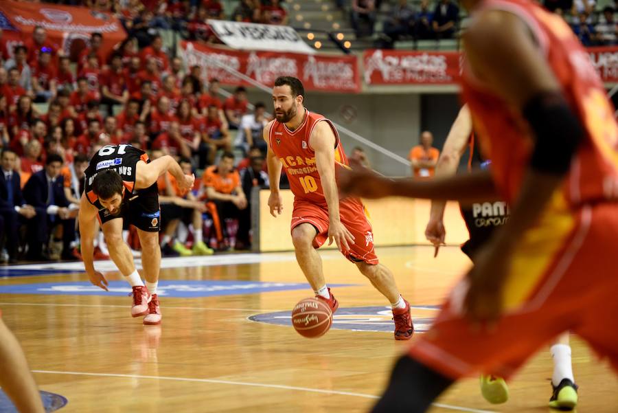 El UCAM CB arrolla al Valencia Basket tras el descanso (80-62)