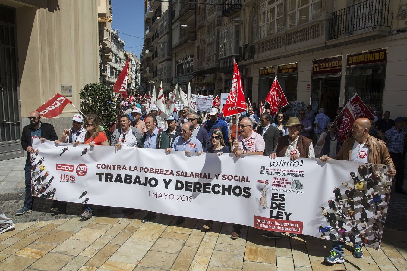 Más de mil personas se manifiestan en Cartagena en el Día Internacional de los Trabajadores