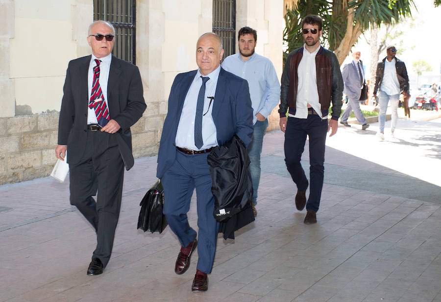 Manuel Manzanares comparece en los juzgados de Benalúa