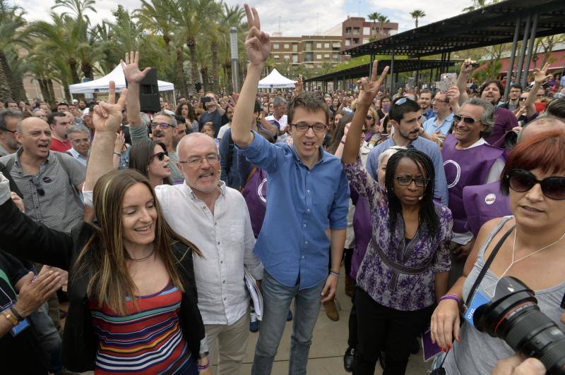 Errejón pide un «empujoncito» que permita a Podemos dar «el vuelco»