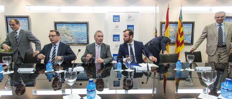 El Puerto y Pullmantur avalan la apertura en festivo para captar cruceros