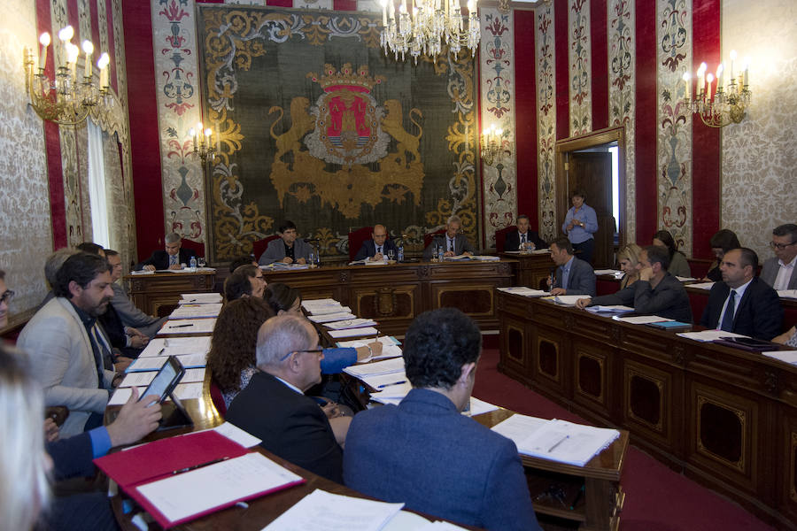 Pleno en el Ayuntamiento de Alicante