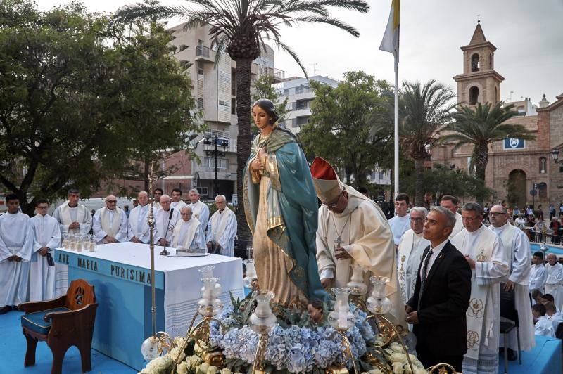 Torrevieja aclama a su Purísima