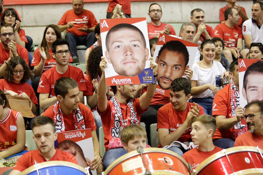 Milagro en el Palacio (91-87)