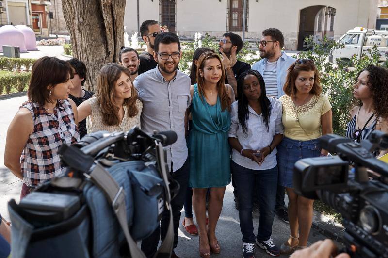 La coalición &#039;A la valenciana&#039; de Orihuela planea un acto con Oltra durante la campaña