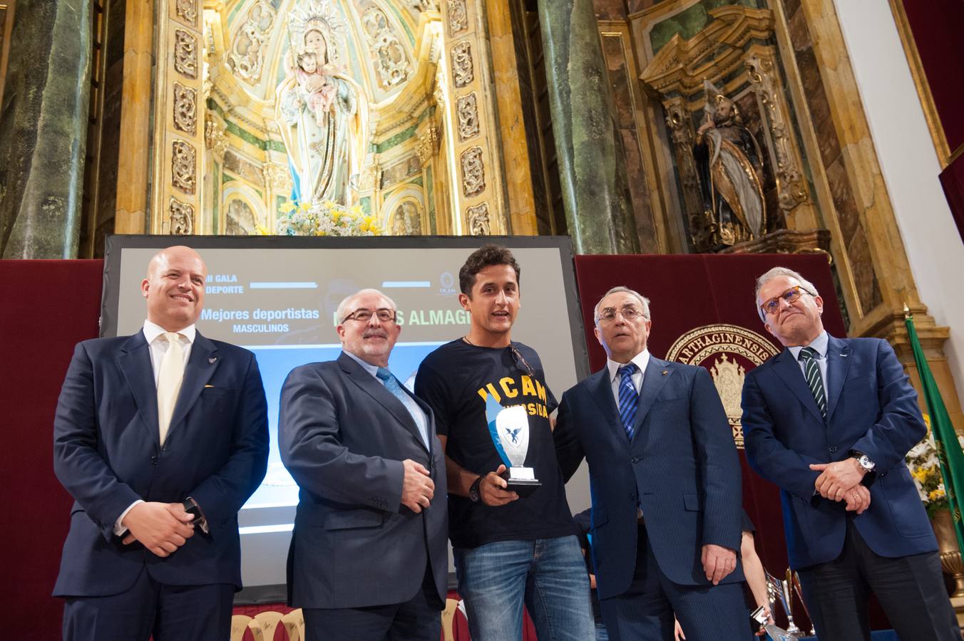 La UCAM premia a su enorme &#039;familia&#039; deportiva