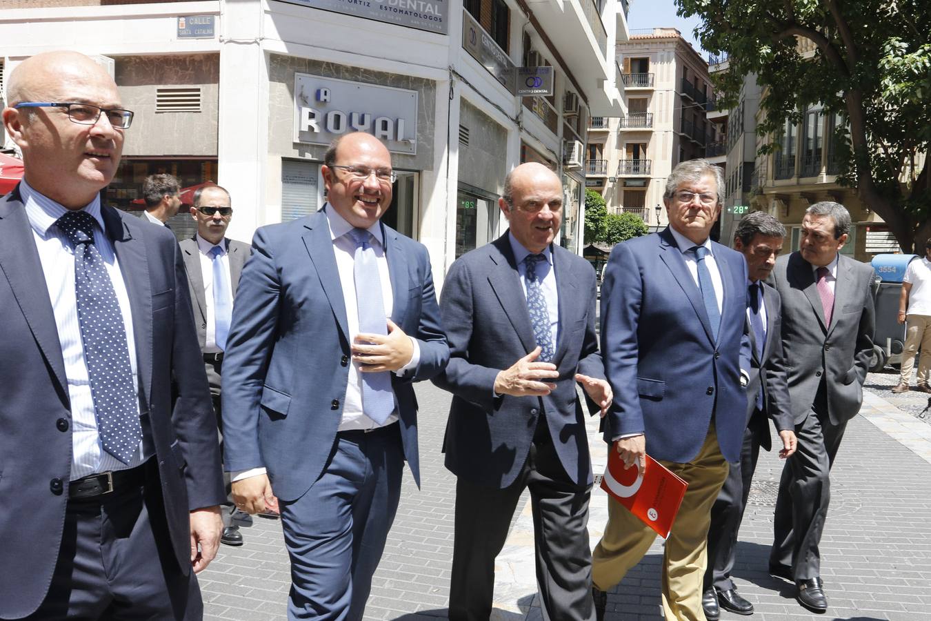 De Guindos participa en un acto de la Cámara de Comercio de Murcia