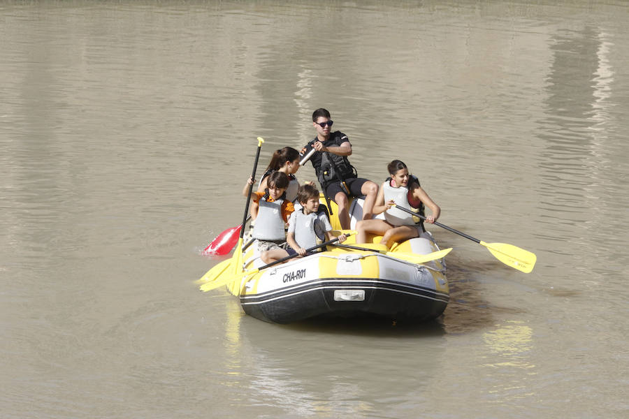 Diversión por tierra, agua y aire en el Día de la Región