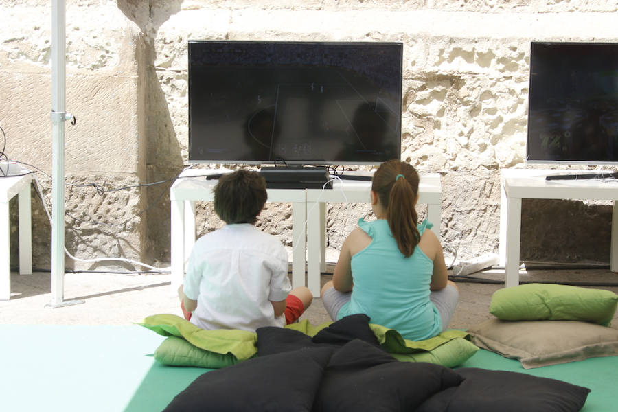 Diversión por tierra, agua y aire en el Día de la Región