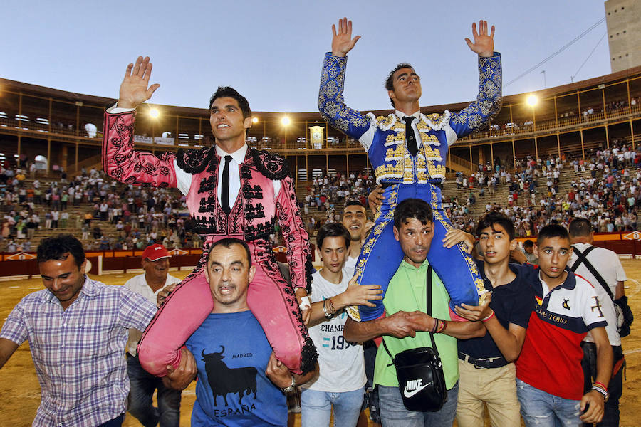 Toros de Hnos. García Jiménez y Olga Jiménez para Francisco Rivera &#039;Paquirri&#039;, David Fandila &#039;El Fandi&#039; y Cayetano en la Feria de Hogueras