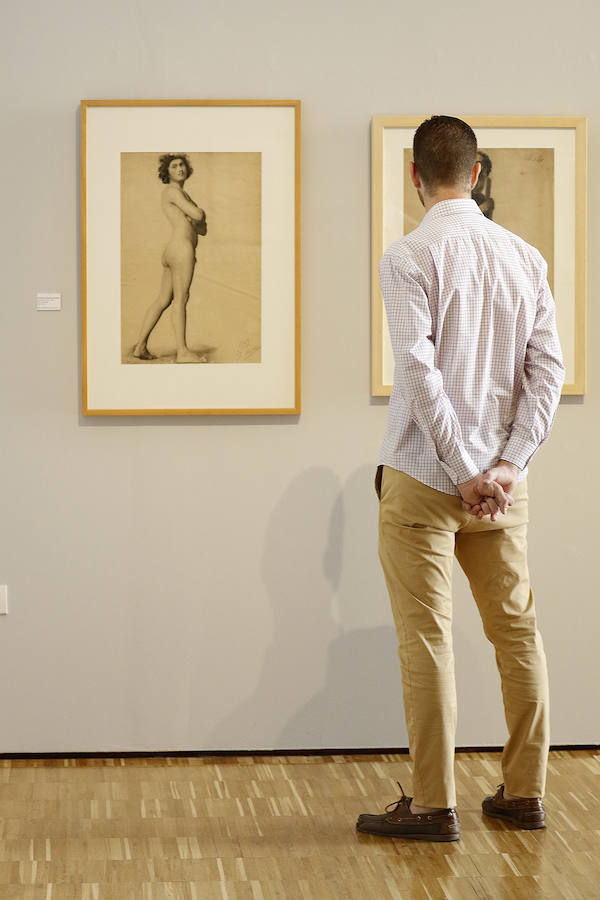 Hernández Amores, Párraga y Pedro Cano, en la muestra &#039;Obras sobre papel&#039;