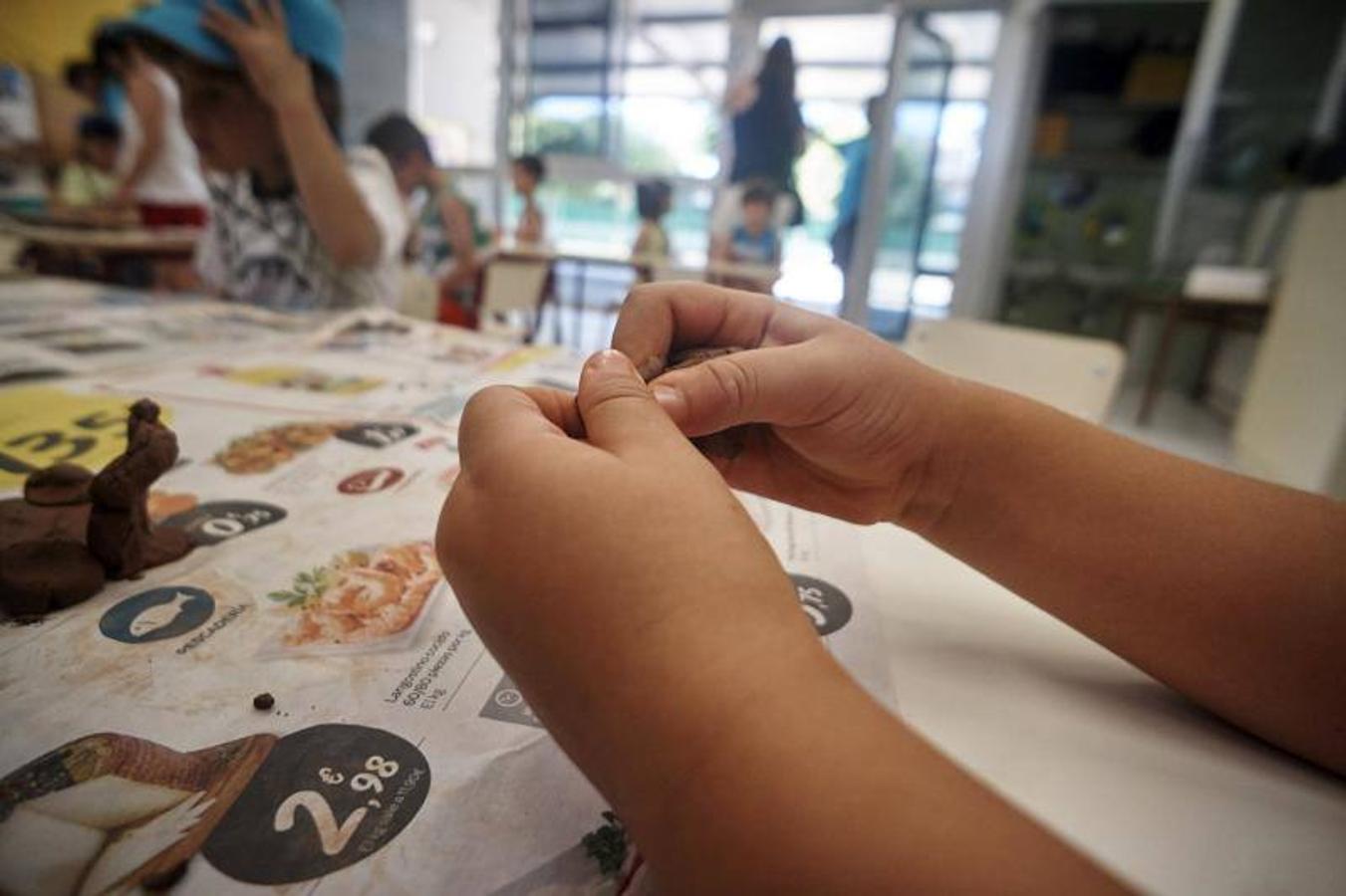 Más de 200 niños disfrutan de la Escuela de Verano en Orihuela
