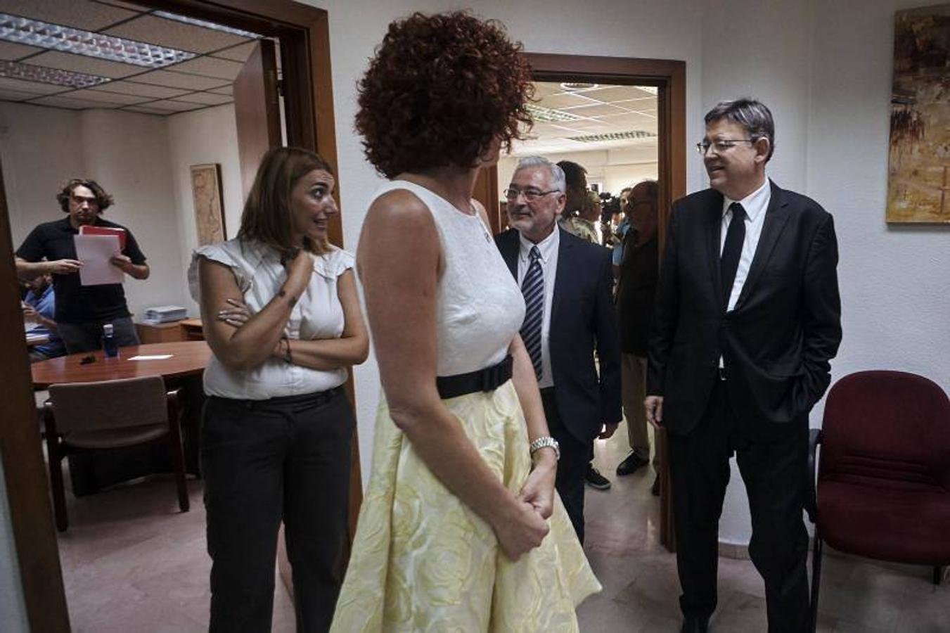 Protestas contra el Consell por imponer el valenciano en Torrevieja