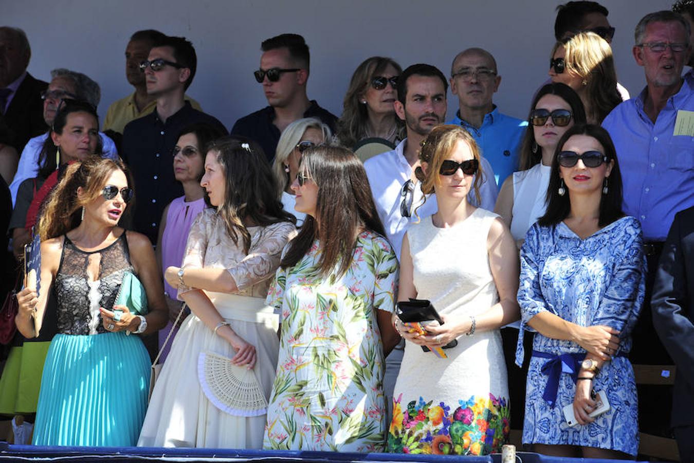 Entrega de despachos a los nuevos oficiales del Ejército del Aire