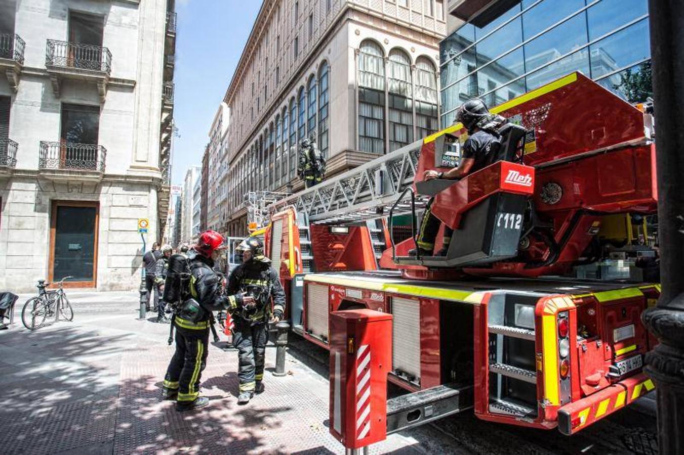 Incendio en el Colegio de Arquitectos de Alicante