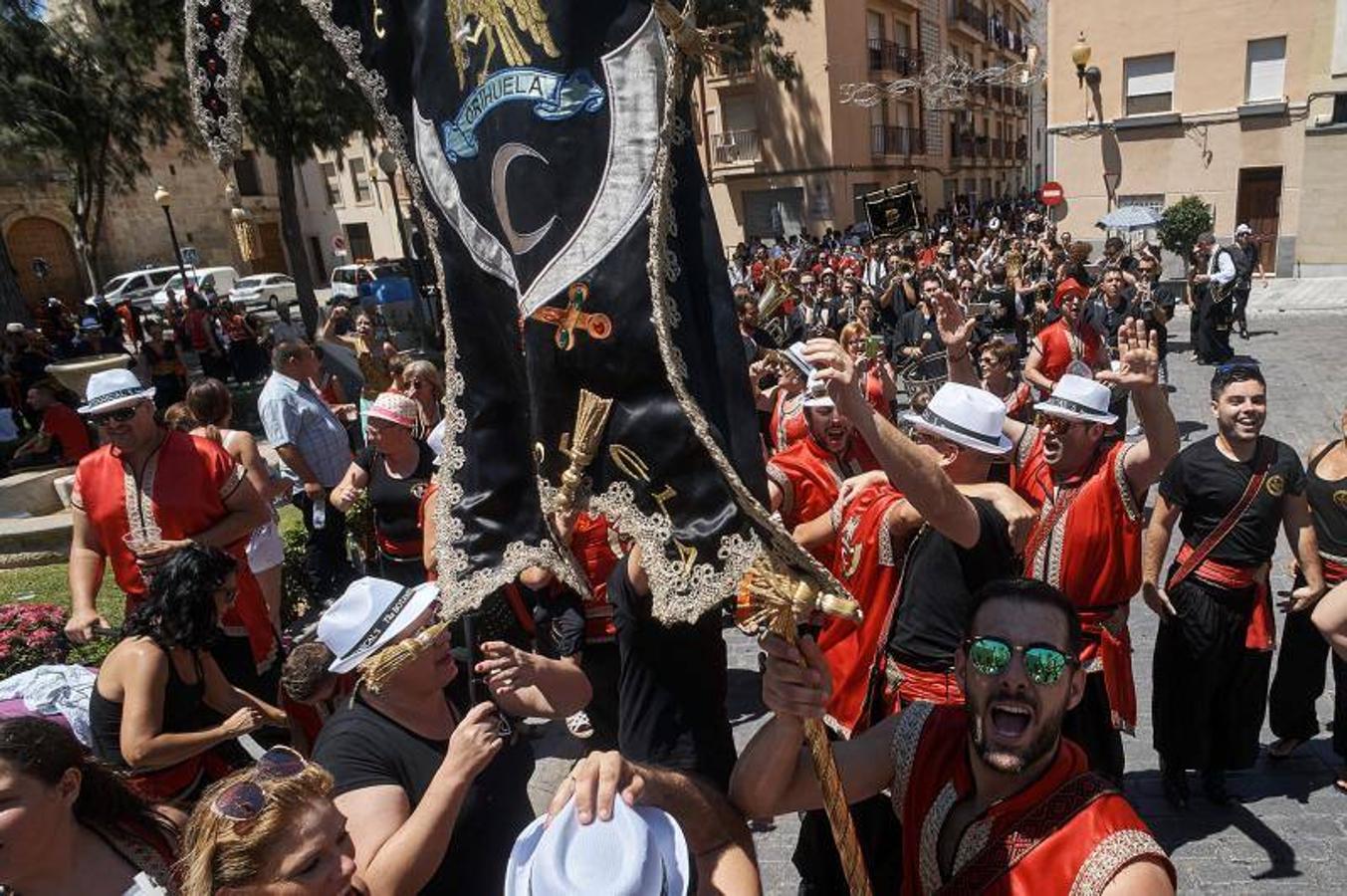 Desfile de la Gloriosa Enseña del Oriol