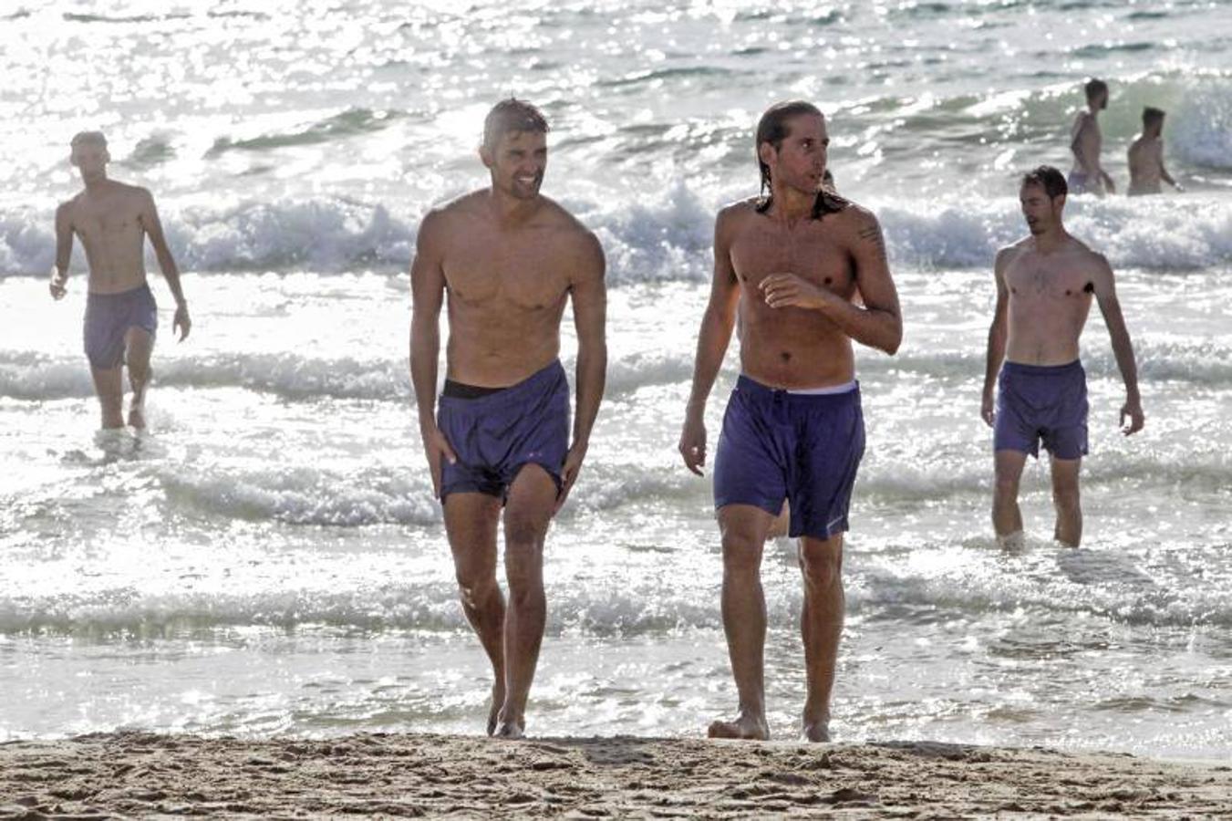 Entrenamiento del Hércules en la playa de San Juan